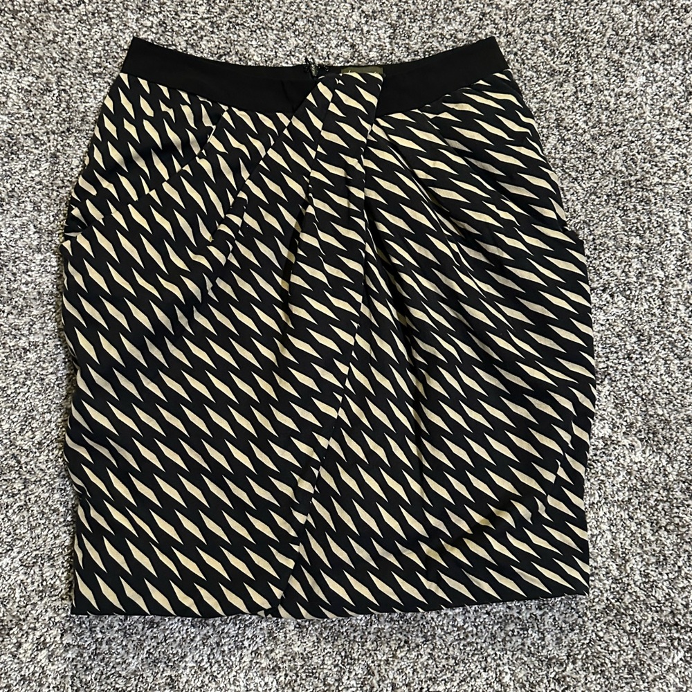 Elegant Black and Cream Women's Pencil Skirt